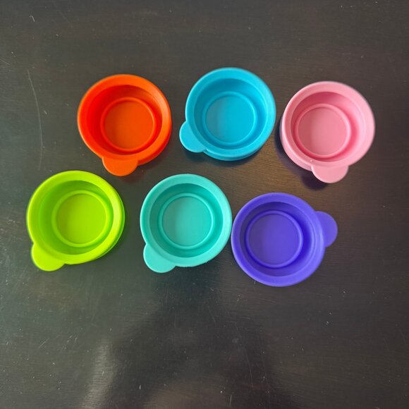 NWT - Set of 6 Silicone Milk Bottle Caps - Picture 3 of 5